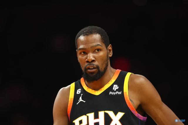 分析比赛中 分析比赛中